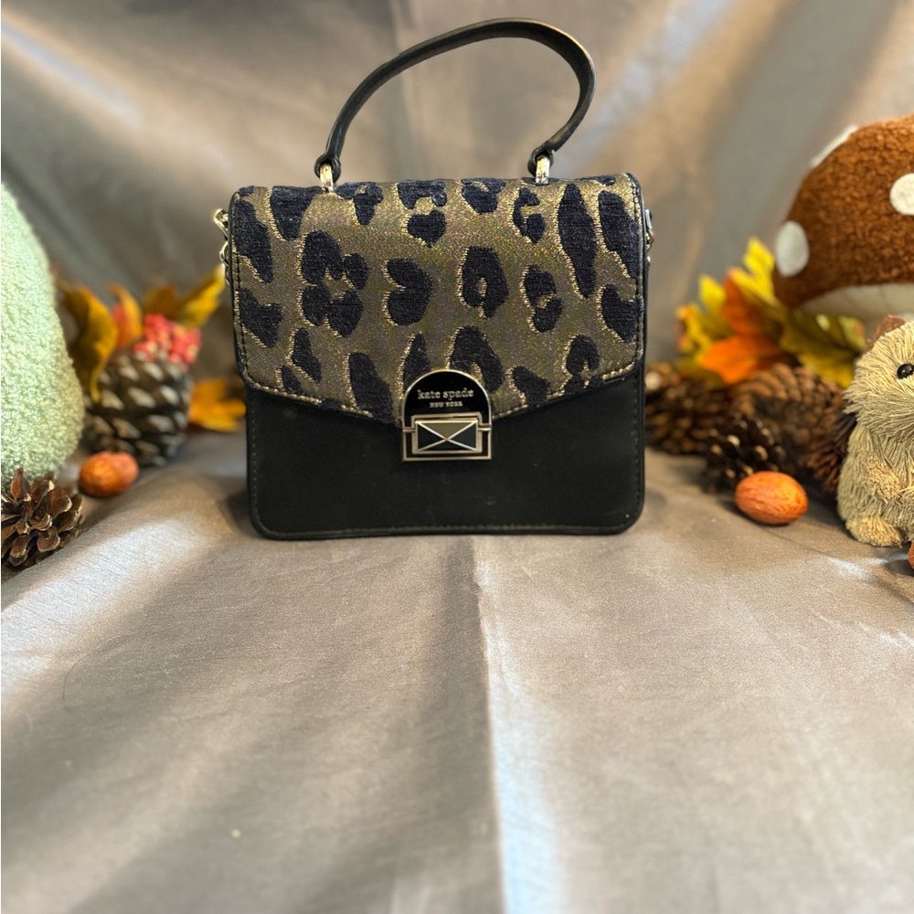 Kate Spade Black Leather Zip Wallet
